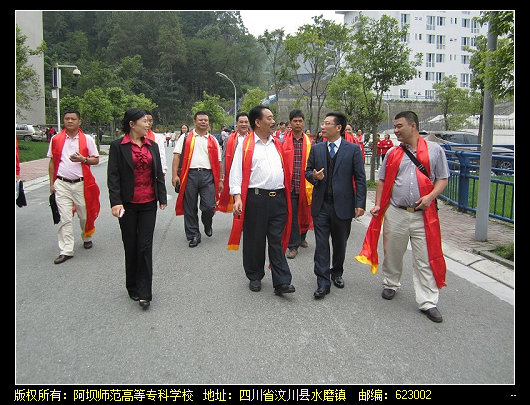 点击在新窗口中打开图片
