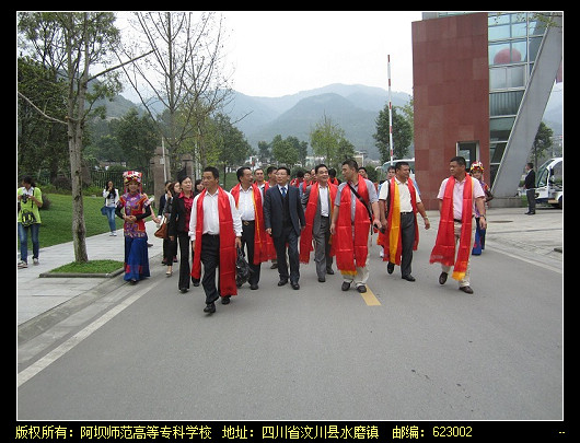 点击在新窗口中打开图片