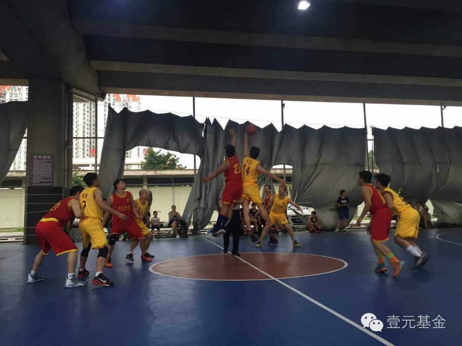 【企业活动】陆广篮球夏季联赛第一轮火热开战！