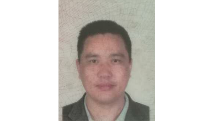 深圳龙岗区和鑫模具钢材经营部--彭飞航