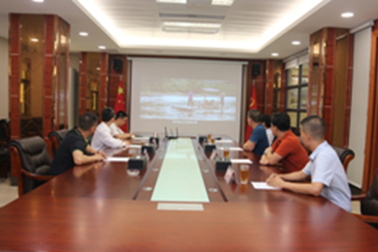 龙岗区工商联（总商会）专职副主席黄少青一行到我会座谈交流 ... ... ... ...